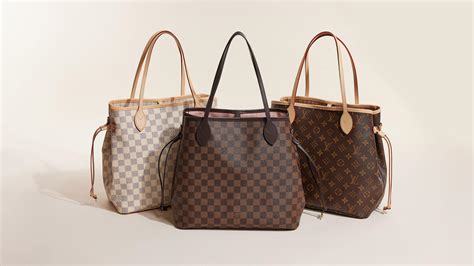 Your Guide To Louis Vuitton Neverfull M